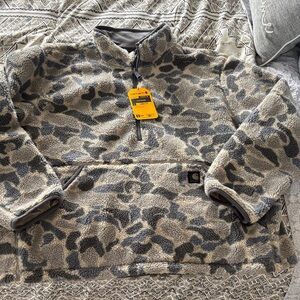 NWT Carhartt Camouflage Quarter Zip Fleece